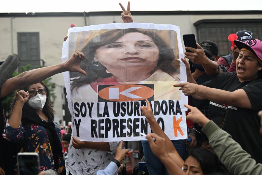 Protestas crecen en Perú contra nueva presidenta; reportan disturbios en Aeropuerto de Andahuaylas - ContraRéplicaPuebla - Noticias