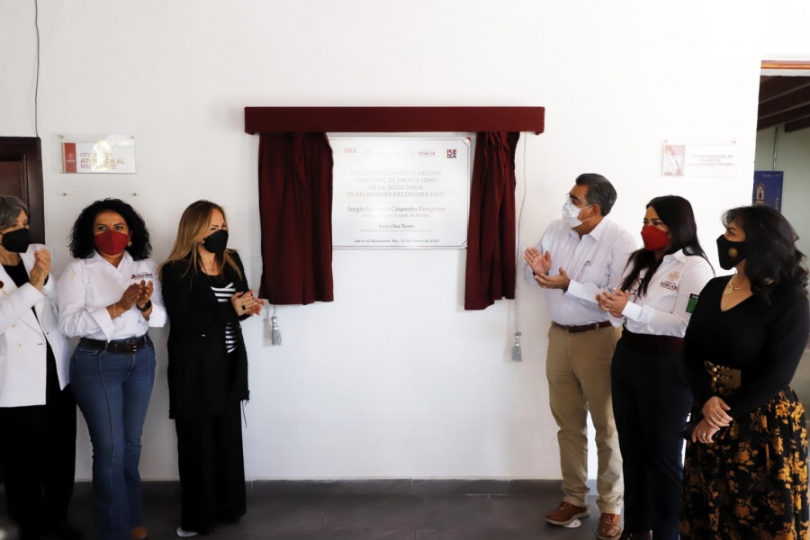 Inaugura Sergio Céspedes oficina municipal de enlace de la SRE en Izúcar