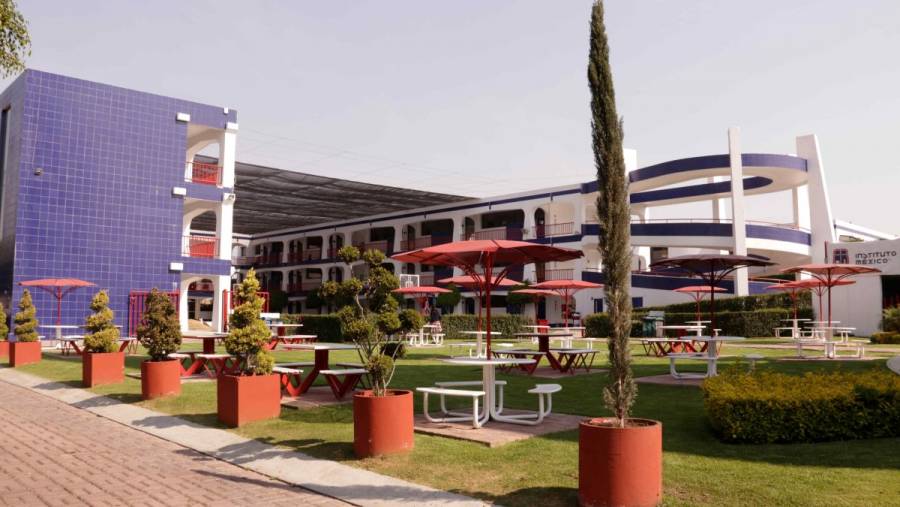 Instituto México hace agosto en plena crisis
