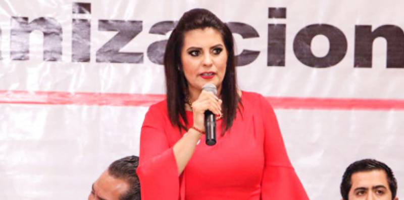 Delfina, Leobardo y los caciques de Libres