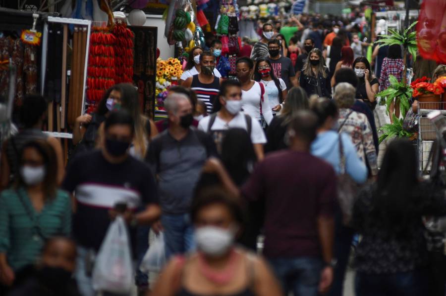 “La pandemia está lejos  de terminar”: OMS