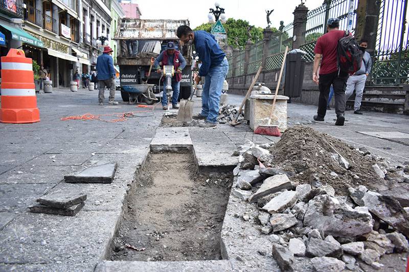 Obra del CH, sin proyecto, transparencia e información