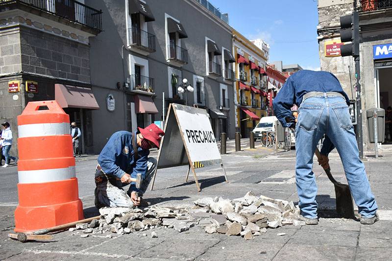Obra pública y bacheo en la capital: deficiente y sin transparencia