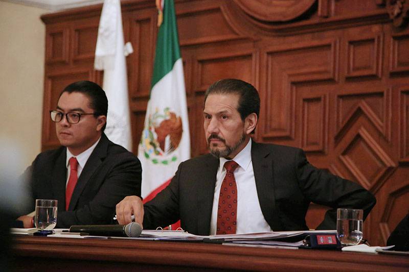 Pide Esparza impedir intromisiones de “desterrados”; da inicio a sucesi&oacute;n