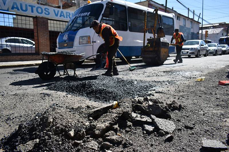 Ayuntamiento de Puebla aumenta en 40 mdp gasto en bacheo