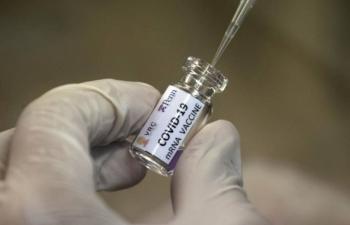 Tiempos reducidos, poca producci&oacute;n, inmunidad  corta: la realidad de la vacuna anti-Covid