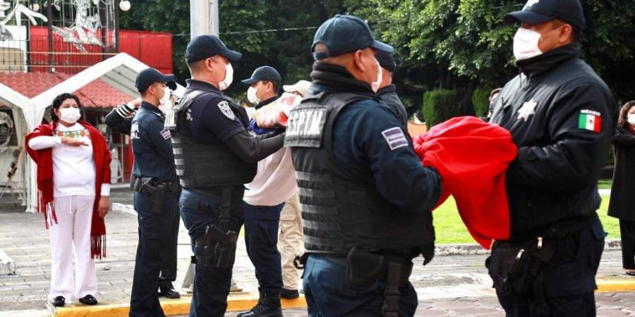 Encabeza P&eacute;rez Popoca ceremonia de izamiento por la conmemoraci&oacute;n del CCX aniversario de la Independencia de M&eacute;xico