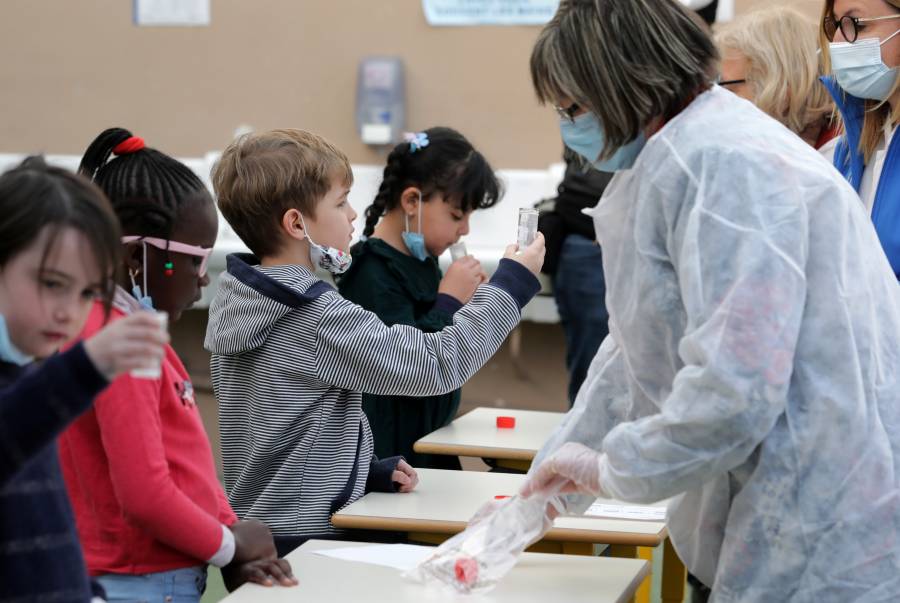 Por pandemia, 120 millones de niños en AL perderán un año escolar: BM
