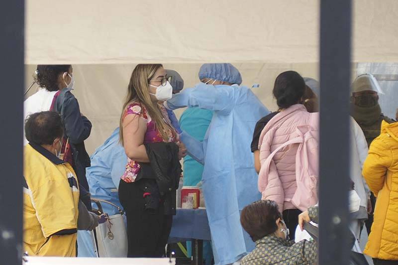 Garantizada, vacunación en Puebla; No habrá abusos: Barbosa