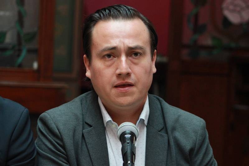 Ignacio Mier abandona Tecamachalco para refugiarse en CDMX