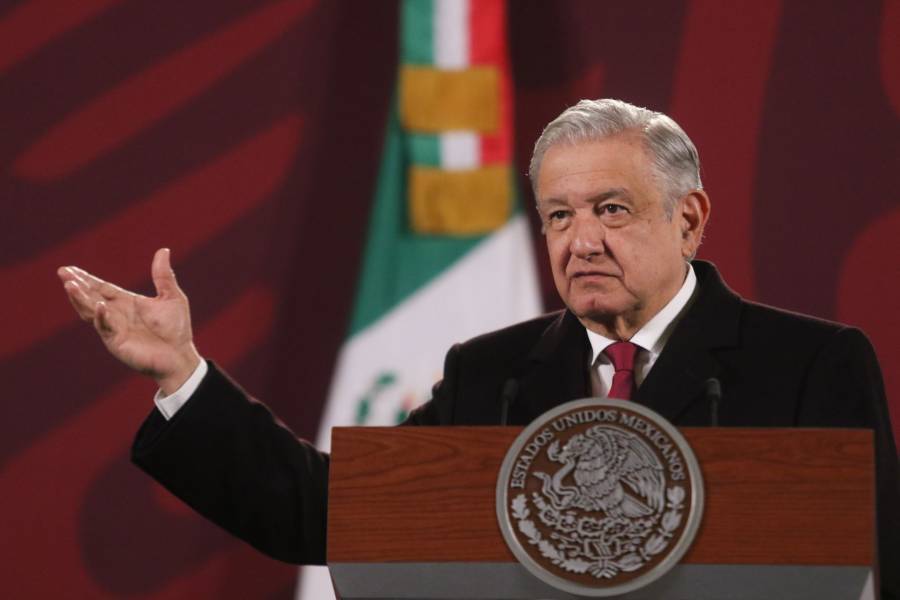 Presidente López Obrador da positivo a COVID; no fue catarro como anunció