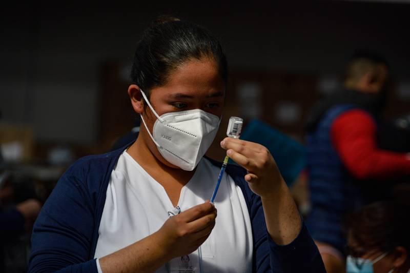 Habrán dosis de refuerzo en capital de Puebla para 30-39 años