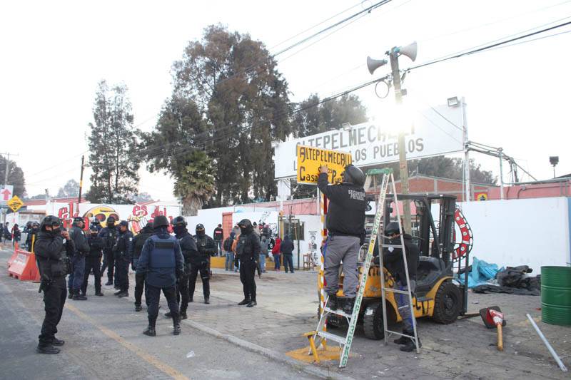 Bonafont recupera planta con fuerza policial