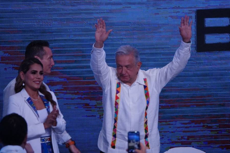 Por natalicio de AMLO, proponen que el 13 de noviembre sea festivo