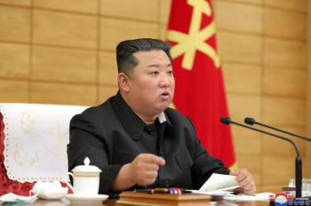 Kim Jong Un critica respuesta a brote de Covid19 y despliega al ejeacutercito