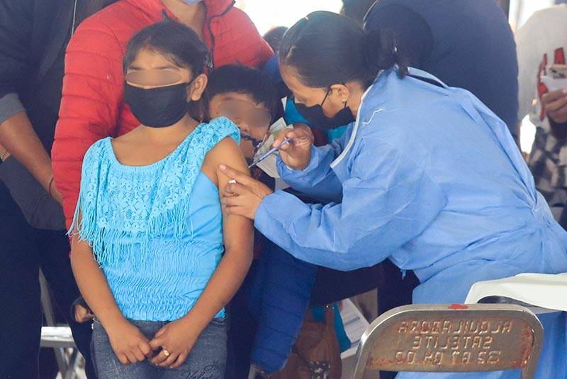 Alistan llegada de 110 mil dosis pediátricas a Puebla