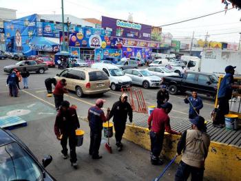 Realizan mantenimiento en la Central de Abasto