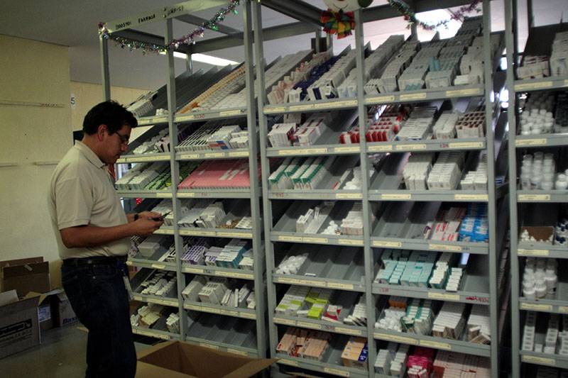 Disminuye 36% el desabasto de medicamentos en Puebla