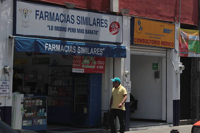 Consultorios en farmacias, situación vinculada a niveles de pobreza: Barbosa