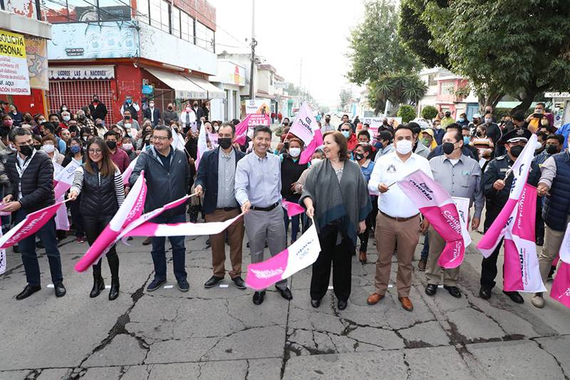 Rehabilitan avenida en Ignacio Romero Vargas