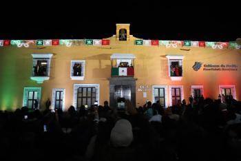 Casa Aguayo se pinta de verde, blanco y rojo por la Independencia de México