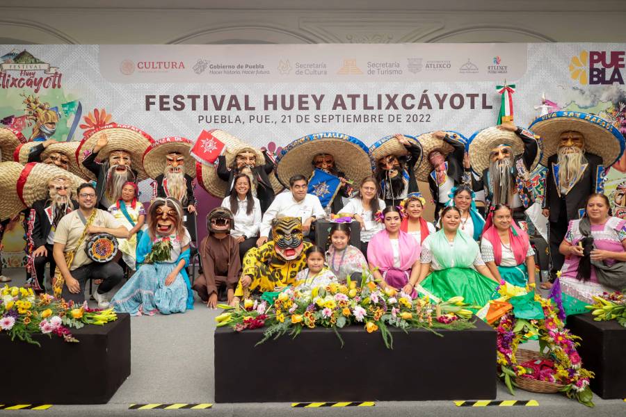Barbosa asistirá al Festival Huey Atlixcáyotl