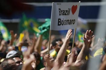 Michelle Bolsonaro, una primera dama de fe en Brasil