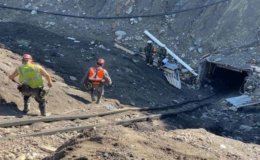 Derrumbe en mina de Durango deja un muerto