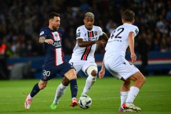 PSG gana 2-1 al Niza con goles de Messi y Mbappé