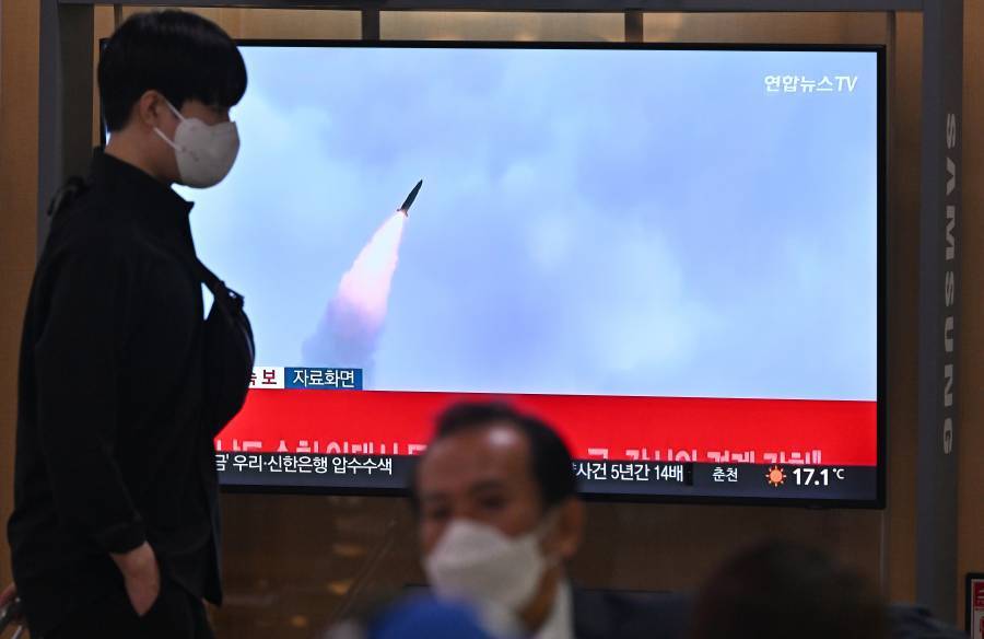 Japón pide a sus ciudadanos refugiarse tras lanzamiento de un misil por parte de Corea del Norte
