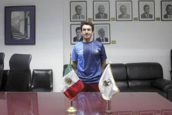 Estudiante BUAP representa a México en campeonato de Pádel