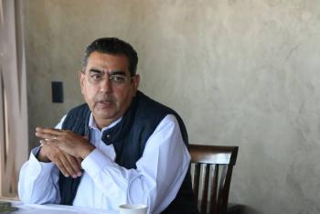 Llaman al gobierno federal resolver fallas en IMSS Puebla