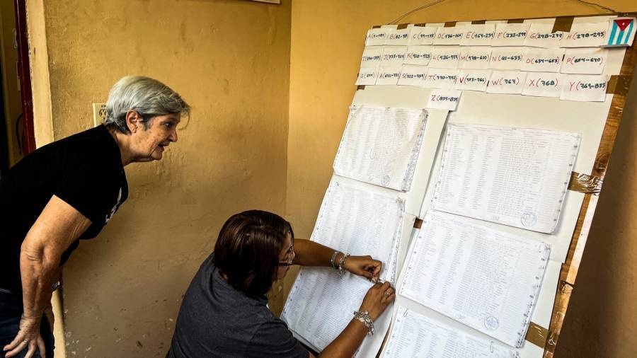 Cuba vota en comicios municipales, la oposición denuncia 