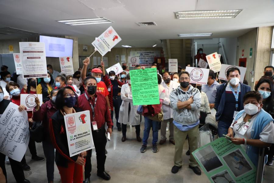 Personal del ISSSTE de Puebla denuncia irregularidades