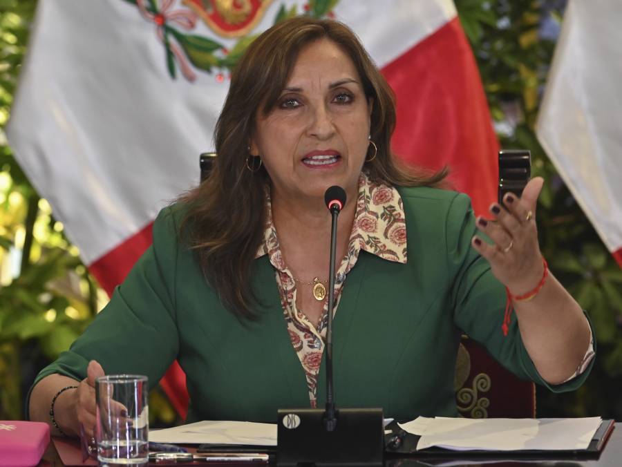 Dina Boluarte, presidenta de Perú, hablará ante la OEA este miércoles