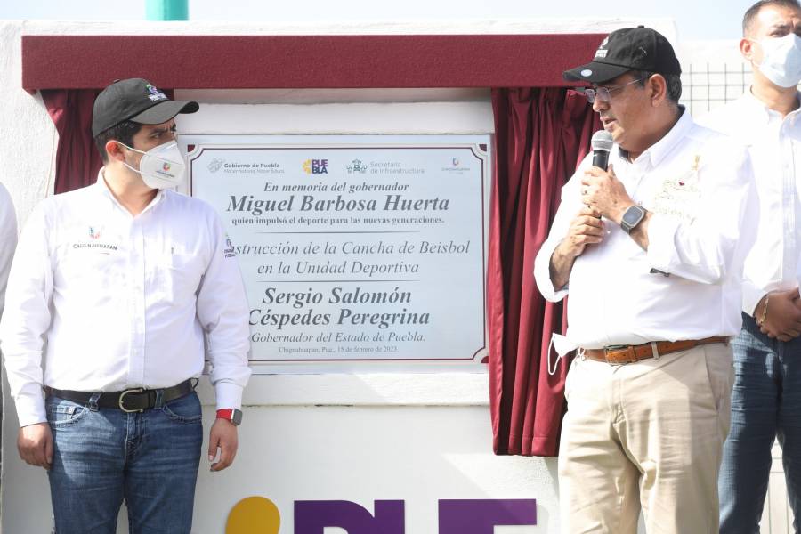 Sergio Céspedes realiza gira para entregar apoyos e inaugurar obras