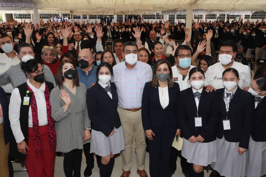 Invierten para la formación de futuros docentes en Puebla
