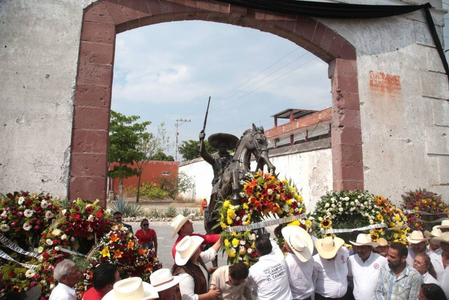 Con Bloqueos Conmemoran En Oaxaca El Aniversario Luctuoso De Emiliano ...