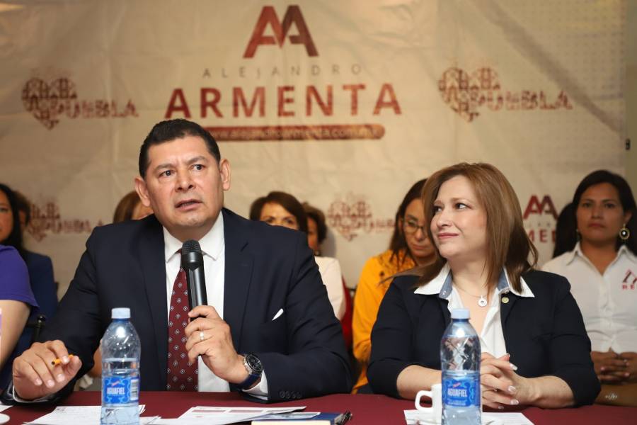Armenta reprueba críticas del PAN por hoyo financiero