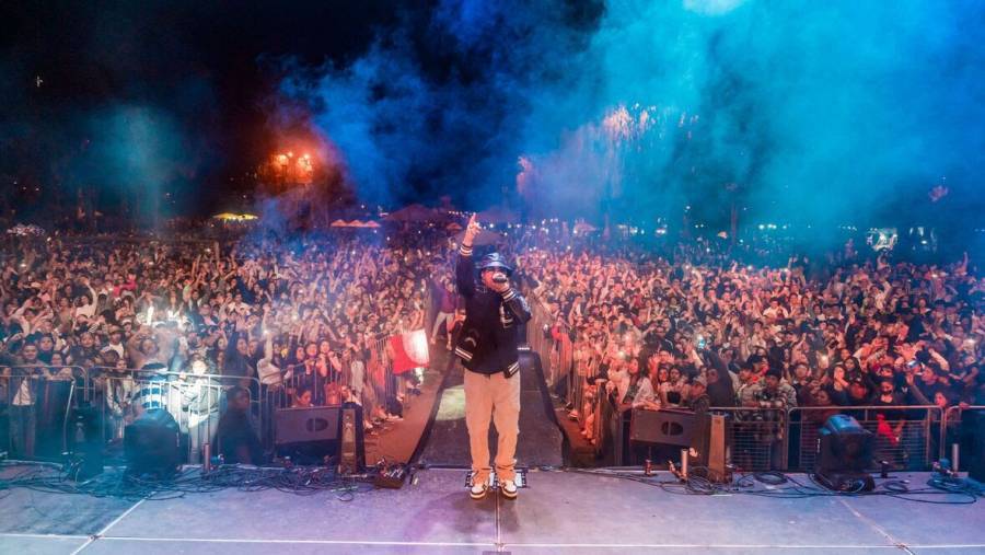 J. Álvarez celebra que su presentación en Ecuador se convirtió en todo un éxito