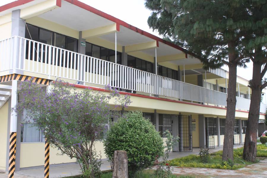 Gobierno del Estado dará mantenimiento a 33 centros escolares