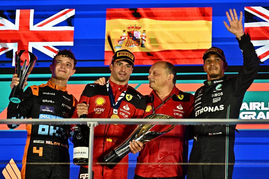 Sainz acaba con el dominio de Red Bull y da a Ferrari su primera victoria del año