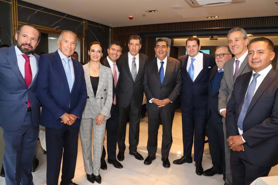 Gobierno de Puebla se reune con el  Club de Empresarios
