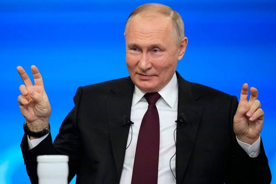 Putin Con Ropa Normal Putin frente a su doble virtual en su tradicional sesión de preguntas y ...