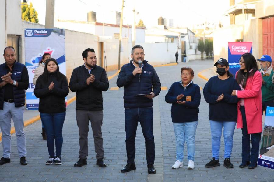 Gobierno municipal entrega cinco nuevas calles en San Pablo Xochimehuacan