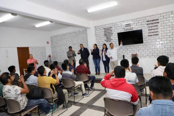 SMDIF de Puebla reafirma colaboración con la casa de drogadictos anónimos