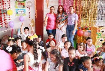 Celebra titular de SEP el Día del Niño en planteles escolares de Tabasco