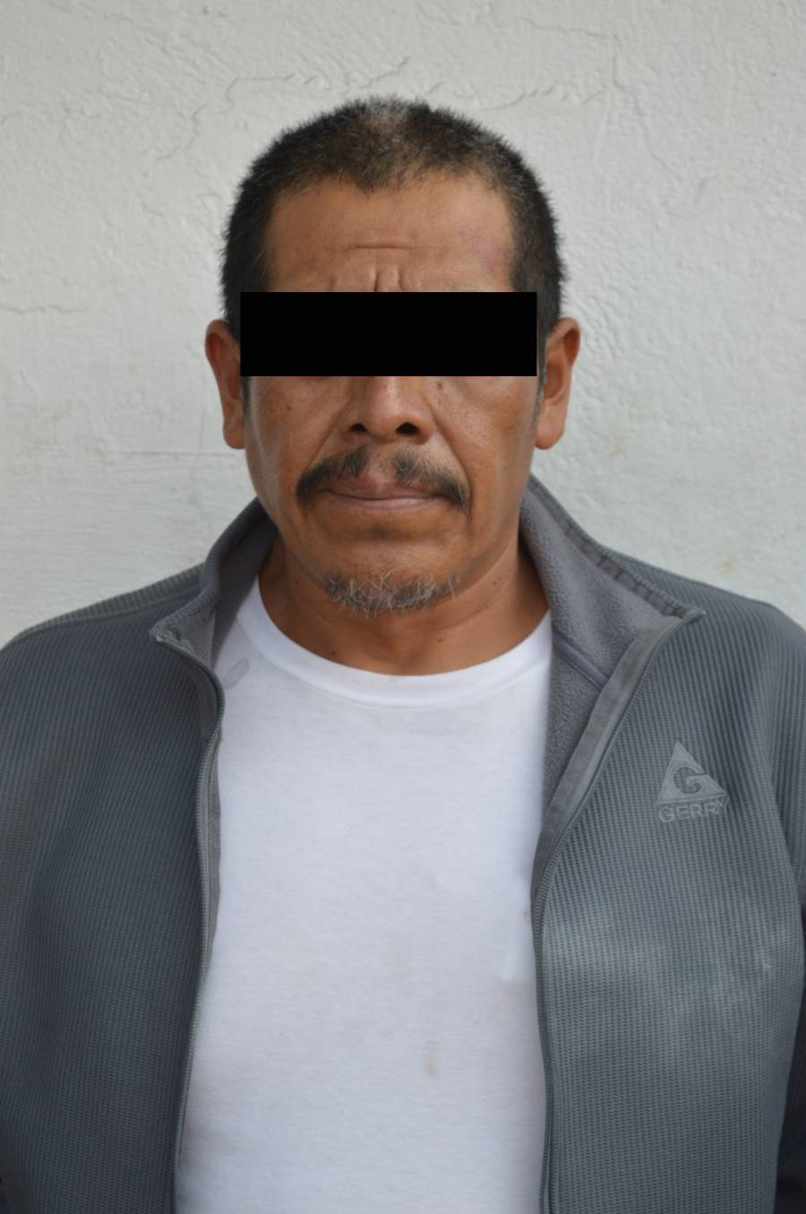 Hombre amagó con matar a 4 personas en Plaza Centro Mayor ...