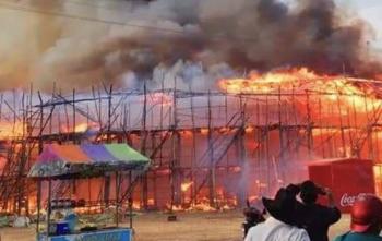 Incendio destruye plaza de toros en Panabá, Yucatán