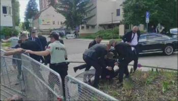 El primer ministro eslovaco en estado criacutetico tras ser baleado